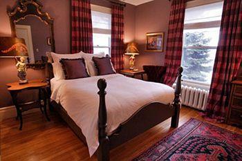 Bed & Breakfast Lion's Head Niagara Falls